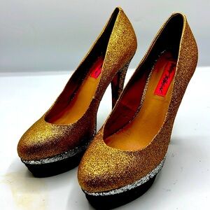 COPY - Betsey Johnson high heeled party shoes gold and black color